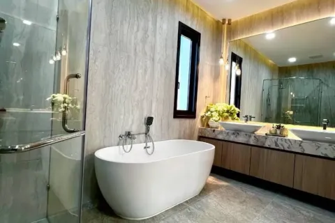 Casa de 5 dormitorios en Pattaya, Tailandia № 211125 - foto 8