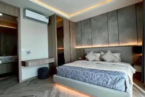 Casa de 5 dormitorios en Pattaya, Tailandia № 211125 - foto 14