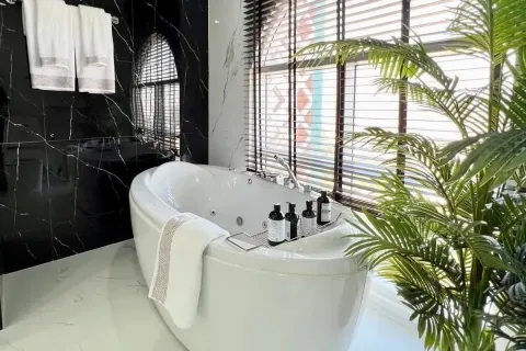 Condominio de 5 dormitorios en Jomtien Beach, Pattaya, Tailandia № 211120 - foto 13