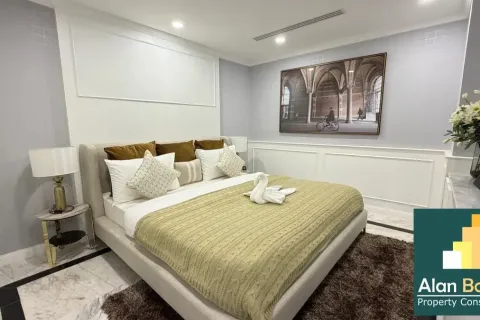 Condominio de 5 dormitorios en Jomtien Beach, Pattaya, Tailandia № 211120 - foto 16