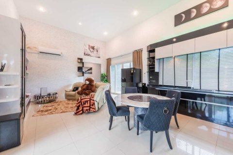 Дом в Паттайе, Таиланд с 3 спальнями  № 160221 - фото 2