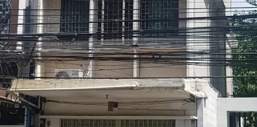 Gewerbeimmobilie in Khlong Toei, Bangkok, Thailand 48 m2 № 219621