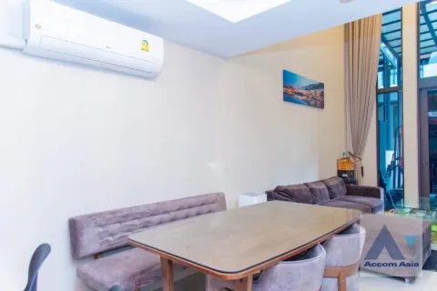 Reihenhaus in Suan Luang, Bangkok, Thailand 3 Schlafzimmer № 219624 - Foto 8