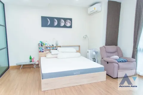 Reihenhaus in Suan Luang, Bangkok, Thailand 3 Schlafzimmer № 219624 - Foto 6