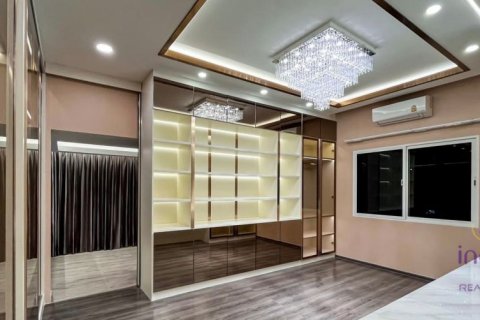 Дом в Чиангмае, Таиланд с 5 спальнями  № 162612 - фото 17