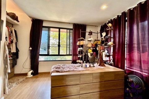 Вилла в Чиангмае, Таиланд с 5 спальнями № 162609 - фото 22