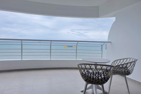 Condo sur Jomtien Beach, Pattaya, Thaïlande, 1 chambre  № 175619 - photo 11