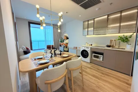 Condominio de 2 dormitorios en Jomtien Beach, Pattaya, Tailandia № 210586 - foto 8
