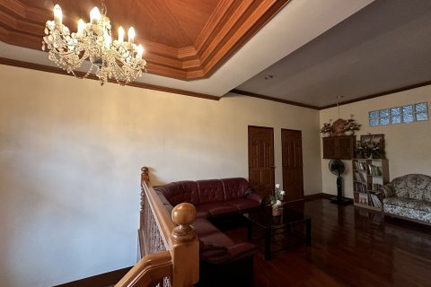 Maison à San Sai, Thaïlande 6 chambres № 140158 - photo 3