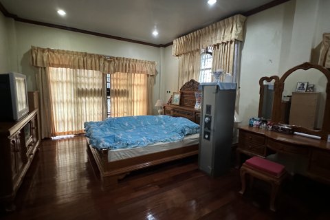 Maison à San Sai, Thaïlande 6 chambres № 140158 - photo 21