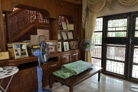 Maison à San Sai, Thaïlande 6 chambres № 140158 - photo 18