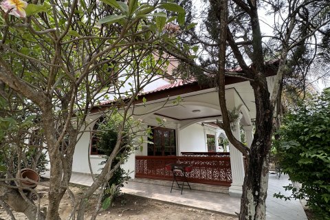 Maison à San Sai, Thaïlande 6 chambres № 140158 - photo 27