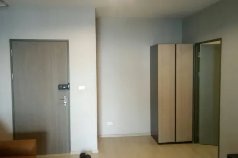 Condo in Samut Prakan, Thailand, 2 bedrooms  № 164500 - photo 6