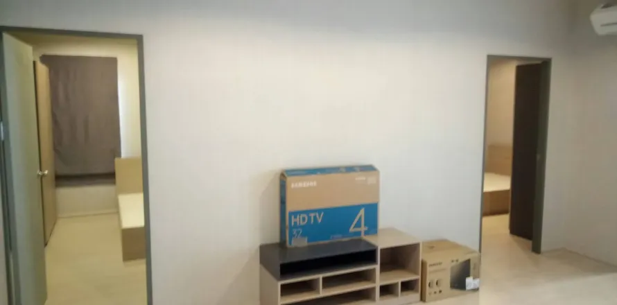 Condo in Samut Prakan, Thailand, 2 bedrooms  № 164500