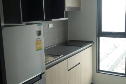 Condo in Samut Prakan, Thailand, 2 bedrooms  № 164500 - photo 13