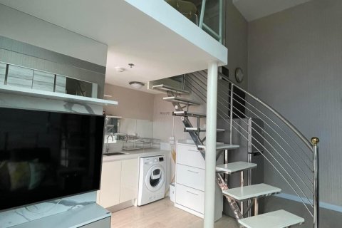 Studio à Bang Na, Bangkok, Thaïlande № 149079 - photo 2