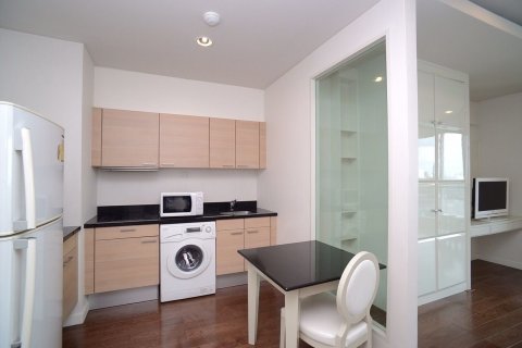 Студия в кондо в Патхум Ване, Бангкок, Таиланд № 149078 - фото 2