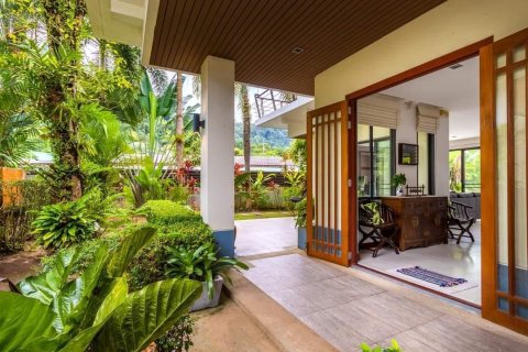 Villa in Kathu, Thailand 4 bedrooms № 151368 - photo 17