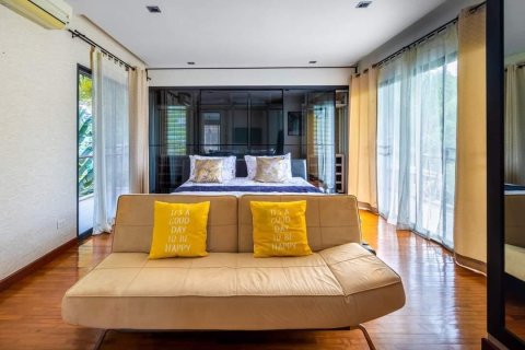 Villa in Kathu, Thailand 4 bedrooms № 151368 - photo 13