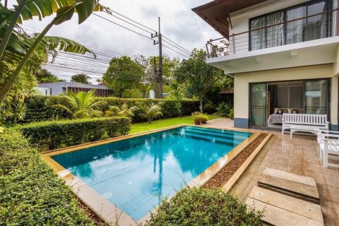 Villa in Kathu, Thailand 4 bedrooms № 151368 - photo 3