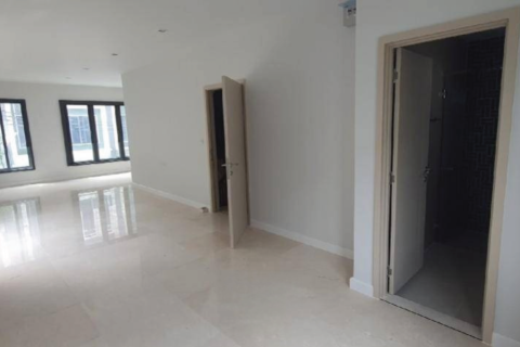 House in Pom Prap Sattru Phai, Bangkok, Thailand 4 bedrooms № 173304 - photo 13