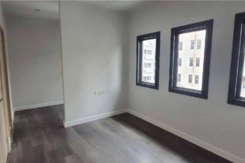 House in Pom Prap Sattru Phai, Bangkok, Thailand 4 bedrooms № 173304 - photo 6