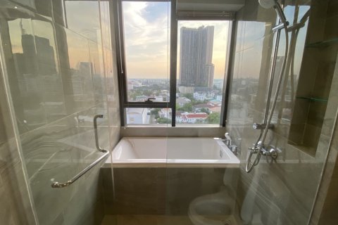 Condo à Khlong Toei, Bangkok, Thaïlande, 2 chambres  № 173305 - photo 6