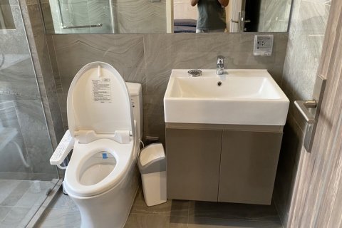 Condo à Khlong Toei, Bangkok, Thaïlande, 2 chambres  № 173305 - photo 7