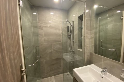 Condo à Khlong Toei, Bangkok, Thaïlande, 2 chambres  № 173307 - photo 7