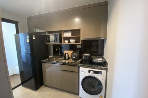 Condo à Khlong Toei, Bangkok, Thaïlande, 2 chambres  № 173307 - photo 3