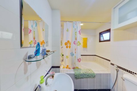 Дом в Чиангмае, Таиланд с 3 спальнями  № 159339 - фото 6