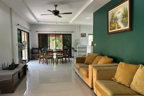 House in Cha-am, Thailand 3 bedrooms № 159338 - photo 2