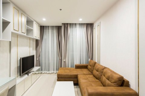 Studio in the Condo in Pathum Wan, Bangkok, Thailand  № 159340 - photo 2