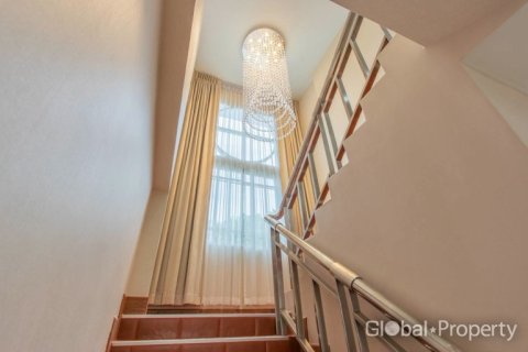 Haus in Pattaya, Thailand 4 Schlafzimmer № 233567 - Foto 17