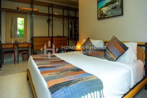 House on Nai Harn Beach, Thailand 4 bedrooms № 167025 - photo 17