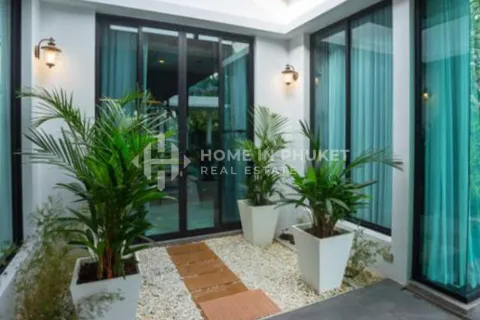 House on Nai Harn Beach, Thailand 4 bedrooms № 167025 - photo 26