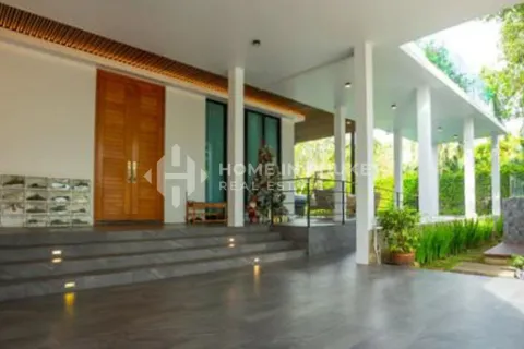 House on Nai Harn Beach, Thailand 4 bedrooms № 167025 - photo 25