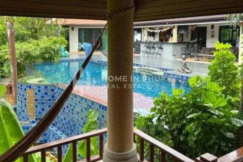 Maison sur Nai Harn Beach, Thaïlande 5 chambres № 167024