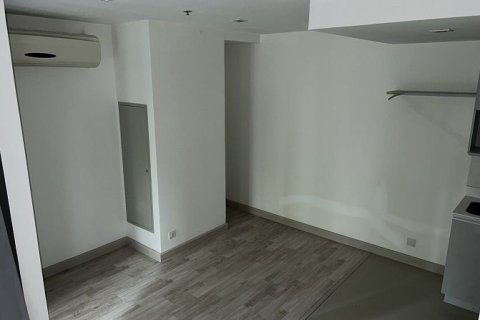 Studio in the Condo in Huai Khwang, Bangkok, Thailand № 156432 - photo 4