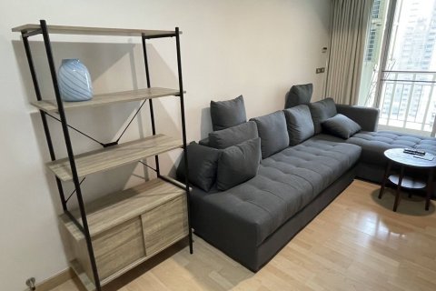 Studio in the Condo in Watthana, Bangkok, Thailand  № 156433 - photo 3