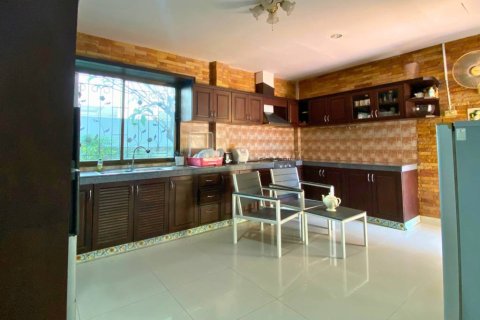 House in Pattaya, Thailand 4 bedrooms № 152610 - photo 6