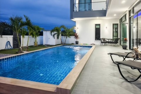 Villa à Prachuap Khiri Khan, Thaïlande 4 chambres № 152613 - photo 2