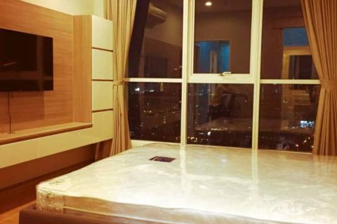 Condo in Bangkok, Thailand, 1 bedroom  № 152612 - photo 4