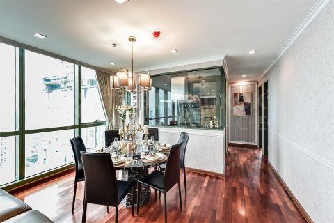 Condo in Bangkok, Thailand, 3 bedrooms № 185114 - photo 5