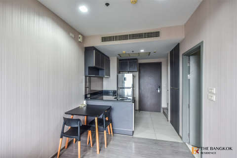 Condo in Bangkok, Thailand, 2 bedrooms № 188176 - photo 9