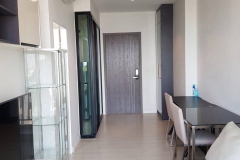 Студия в кондо в Хуай Кванге, Бангкок, Таиланд № 167876