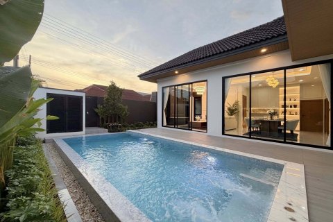 Villa in Phuket, Thailand 3 bedrooms № 167879