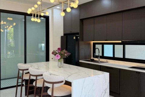 Villa in Phuket, Thailand 3 bedrooms № 167879 - photo 25