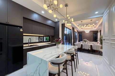 Villa in Phuket, Thailand 3 bedrooms № 167879 - photo 7