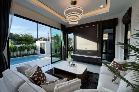 Villa in Phuket, Thailand 3 bedrooms № 167879 - photo 3